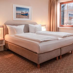Zimmer mit Kingsize-Bett